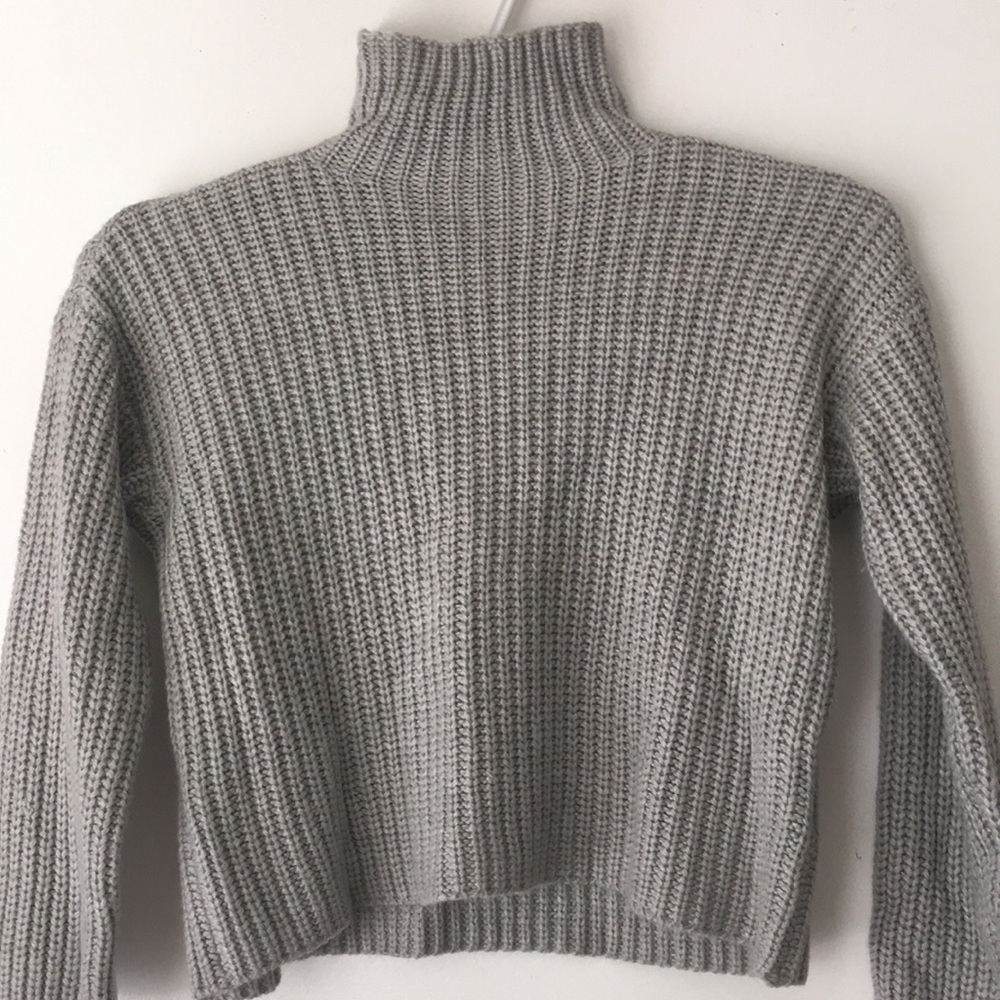 Grey Turtle Neck Sweater Girls Sz 9/10